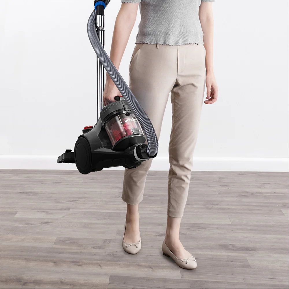 Whirlwind NEN110D – Bagless Canister with High Efficiency Suction 7 Whirlwind NEN110D – Bagless Canister with High Efficiency Suction