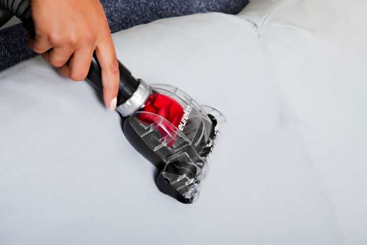 FloorRover – Anti‑Tangle Pet Stick Vacuum with LED